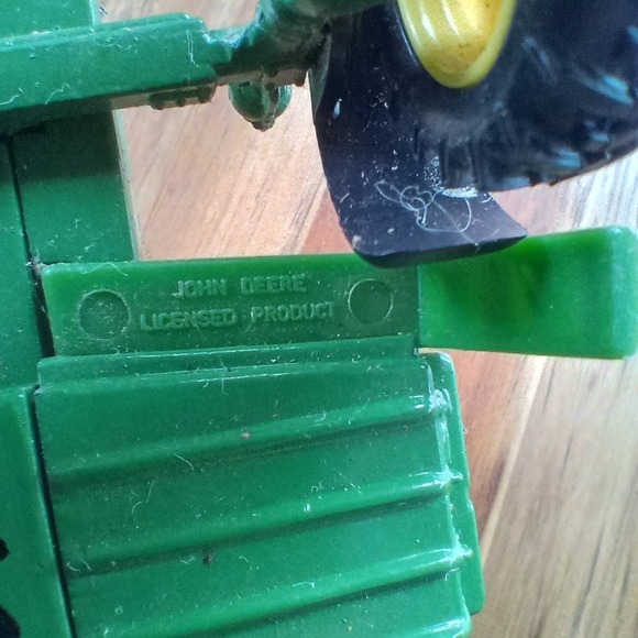 ERTL John Deere‎ 4700 Tractor Sprayer Metal Diecast Farm Country Diecast Toy - Picture 9 of 9
